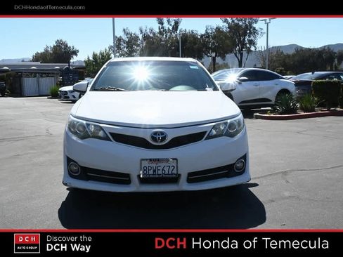 Used 2012 Toyota Camry SE image 2