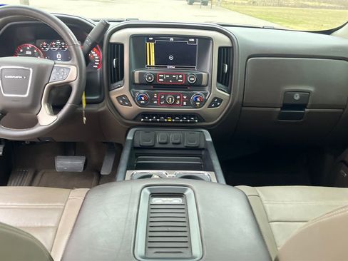 Used 2016 GMC Sierra 1500 Denali w/ Denali Ultimate Package image 22
