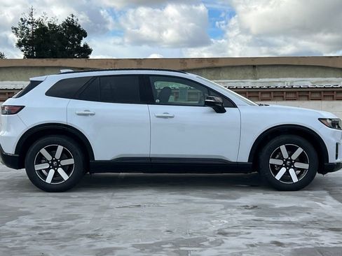 New 2026 Honda Prologue Touring image 3