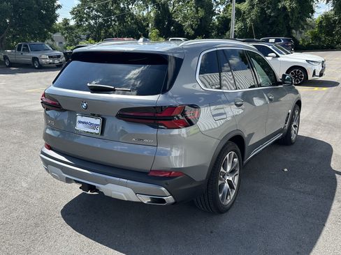 Used 2024 BMW X5 xDrive40i w/ Premium Package AWD/4WD image 10