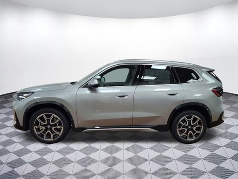 Used 2026 BMW X1 xDrive28i w/ Technology Package image 2