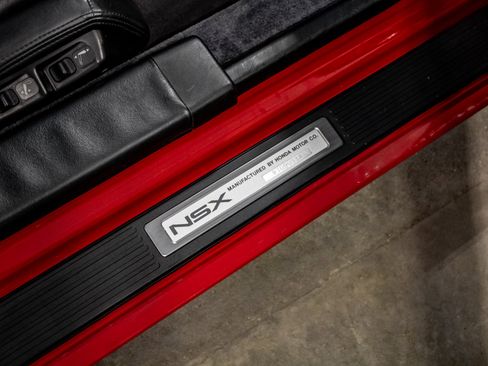 Used 1994 Acura NSX RWD image 27