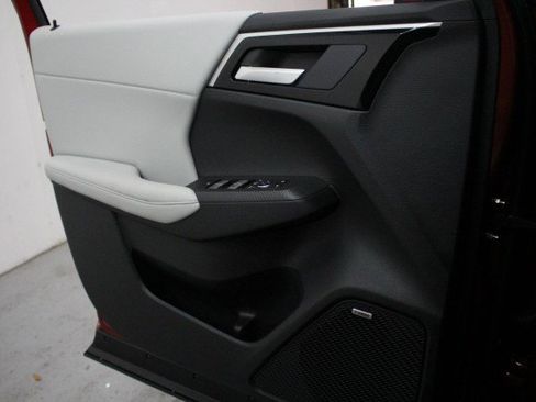 New 2026 Mitsubishi Outlander SE image 15