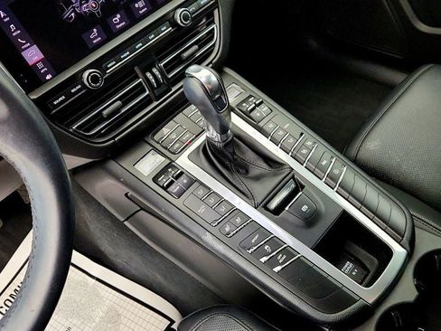 Used 2019 Porsche Macan AWD/4WD image 16