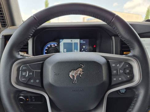 Used 2024 Ford Bronco Badlands AWD/4WD image 25