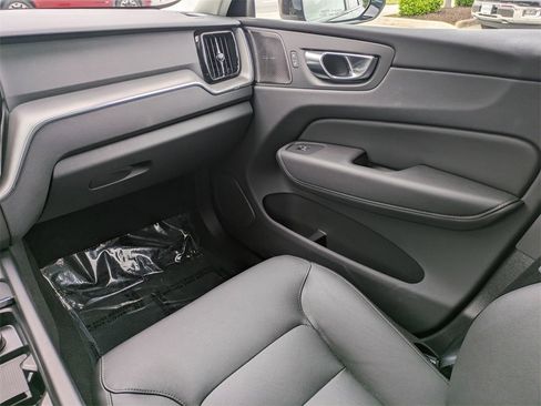 New 2025 Volvo XC60 T8 Plus w/ Protection Package Premier image 16