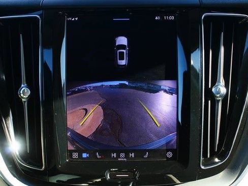 Used 2023 Volvo XC60 T8 Core image 17