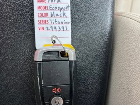 Used 2019 Ford EcoSport Titanium AWD/4WD image 47