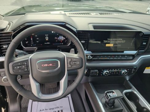 New 2026 GMC Sierra 1500 SLT AWD/4WD image 10