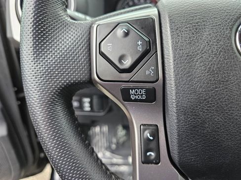 Used 2023 Toyota Tacoma Limited w/ Black Out Package (TMS) AWD/4WD image 19