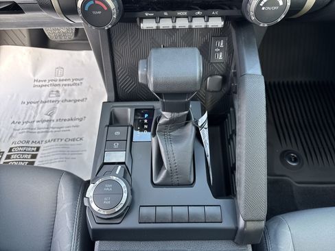 New 2025 Toyota Tacoma 4x4 Double Cab image 20