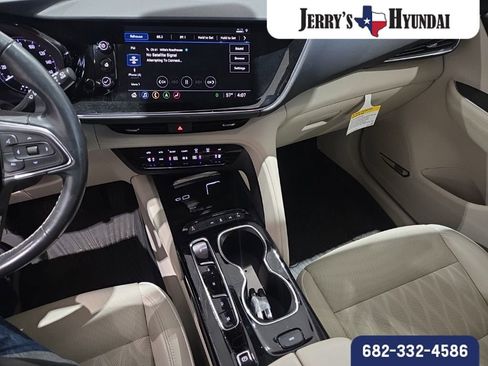 Used 2023 Buick Envision Avenir image 10