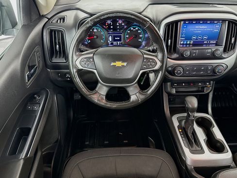 Used 2022 Chevrolet Colorado LT w/ Fleet Safety Package image 16
