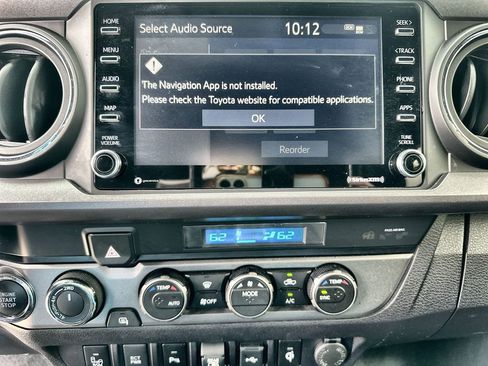 Used 2021 Toyota Tacoma TRD Off-Road w/ Technology Package AWD/4WD image 14
