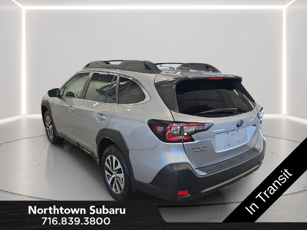 Used 2024 Subaru Outback Premium AWD/4WD image 3