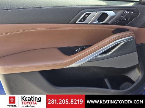 Used 2020 BMW X6 M50i image 15