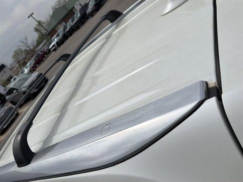 Used 2016 Toyota Highlander Limited image 10