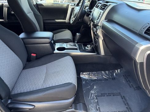 Certified 2024 Toyota 4Runner SR5 AWD/4WD image 10