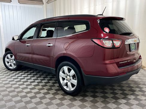 Used 2017 Chevrolet Traverse LT w/ Style and Technology Package AWD/4WD image 42