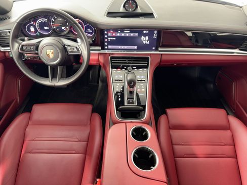 Certified 2022 Porsche Panamera image 26