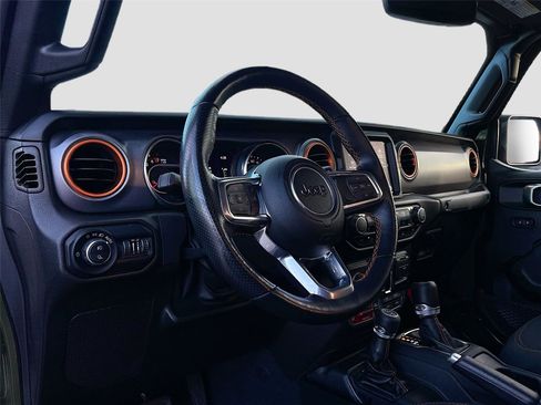 Used 2022 Jeep Gladiator Mojave w/ Cold Weather Group image 10