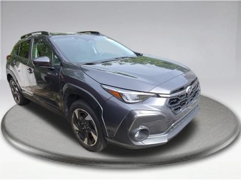 Used 2024 Subaru Crosstrek 2.5i Limited AWD/4WD image 3
