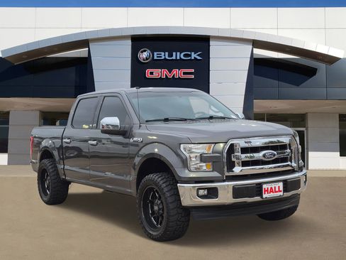 Used 2017 Ford F150 XLT RWD image 1