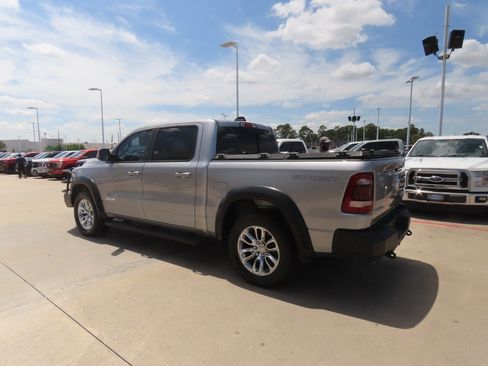 Used 2023 RAM 1500 Laramie AWD/4WD image 16