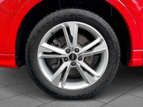 Used 2023 Audi Q3 2.0T Premium Plus w/ Premium Plus Package AWD/4WD image 11