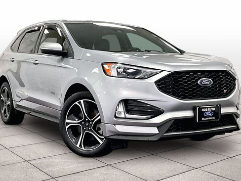 Certified 2022 Ford Edge ST image 2
