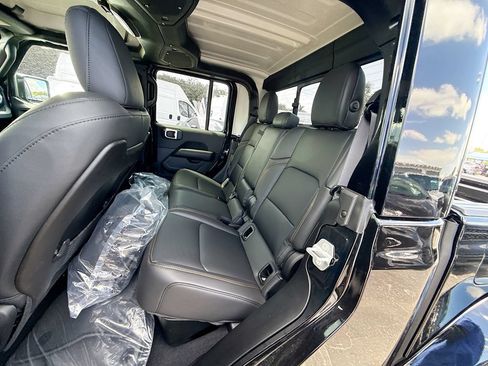 New 2026 Jeep Gladiator Mojave AWD/4WD image 26