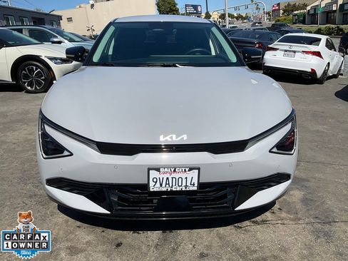 Used 2025 Kia EV6 Wind image 2