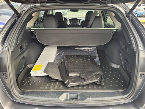 Used 2024 Subaru Outback Touring image 10