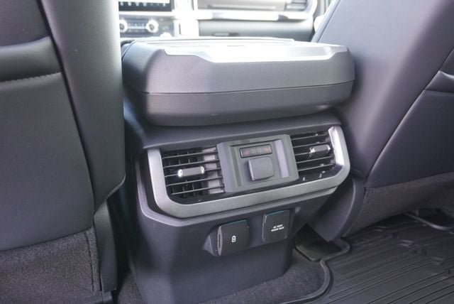 Used 2026 Ford F150 Raptor w/ Equipment Group 803A Raptor R AWD/4WD image 28