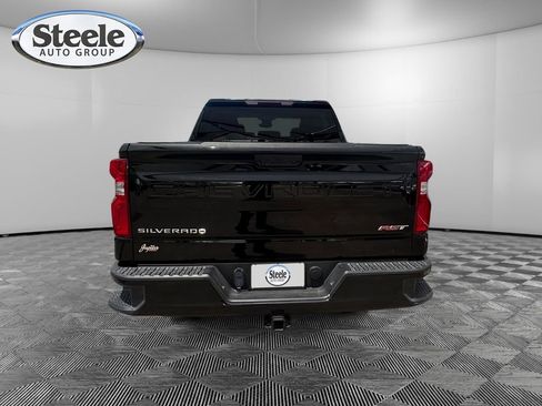 Used 2023 Chevrolet Silverado 1500 RST RWD image 4