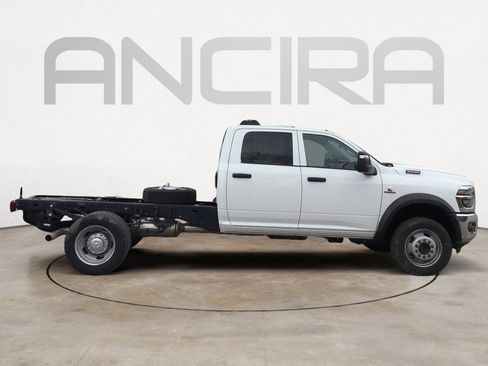 New 2026 RAM 5500 Tradesman w/ Chrome Appearance Group image 10