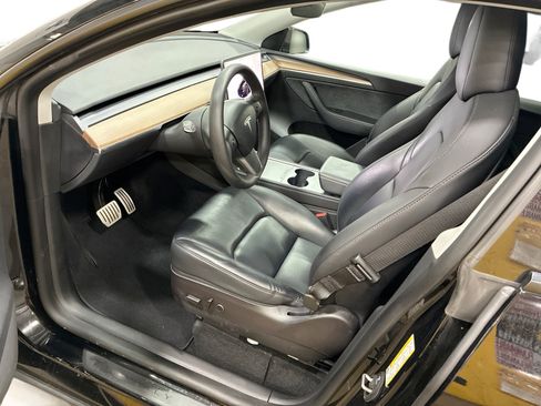 Certified 2022 Tesla Model Y Performance AWD/4WD image 9