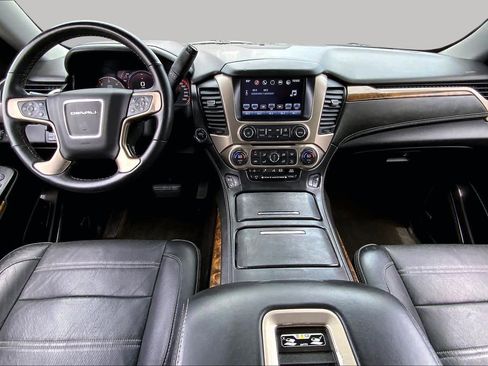 Used 2016 GMC Yukon XL Denali w/ Open Road Package RWD image 15