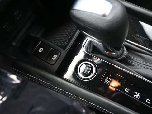 Used 2024 Nissan Kicks SV image 20