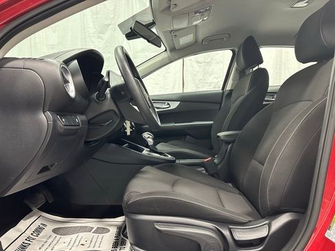 Used 2024 Kia Forte LXS image 14