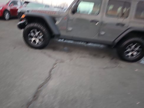 Used 2023 Jeep Wrangler Unlimited Rubicon w/ LED Lighting Group image 10