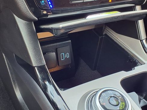 Used 2023 Ford Explorer ST w/ Equipment Group 401A image 14