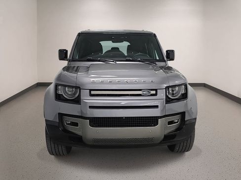 Used 2024 Land Rover Defender 110 X-Dynamic SE AWD/4WD image 9
