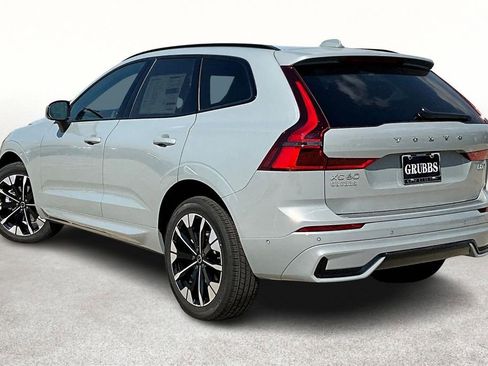 New 2026 Volvo XC60 B5 Plus w/ Protection Package Premier image 4