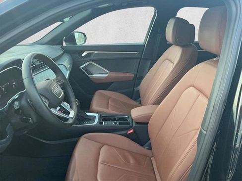 Used 2024 Audi Q3 2.0T Premium Plus image 12