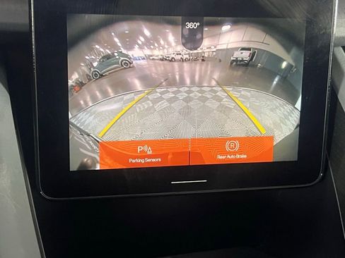 Used 2023 Polestar Polestar 2 Long Range Single Motor w/ Pilot Pack image 18