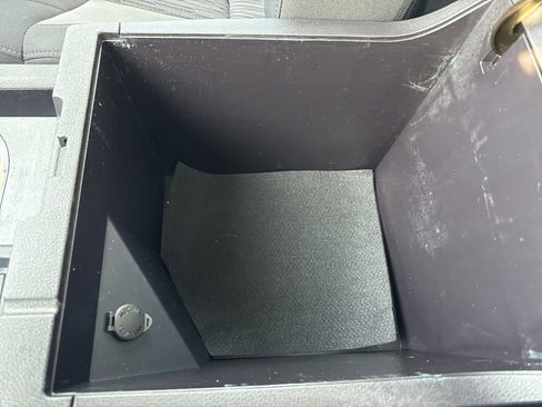 Used 2014 Toyota Tundra SR5 image 27