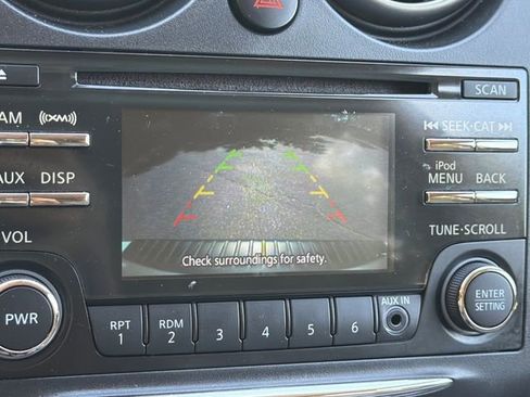 Used 2013 Nissan Rogue SV FWD image 30