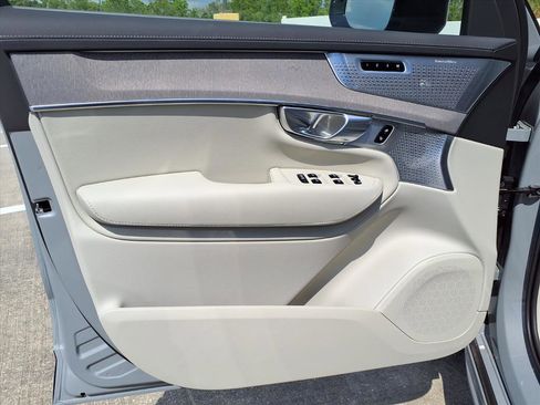New 2026 Volvo XC90 T8 Ultra w/ Lounge Package AWD/4WD image 14