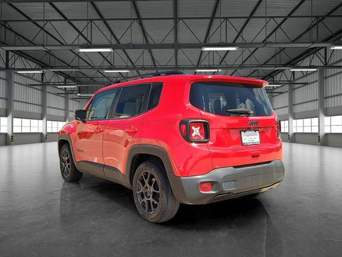 Used 2020 Jeep Renegade Altitude image 3